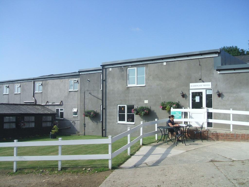 Harrogate Country B&B Bagian luar foto
